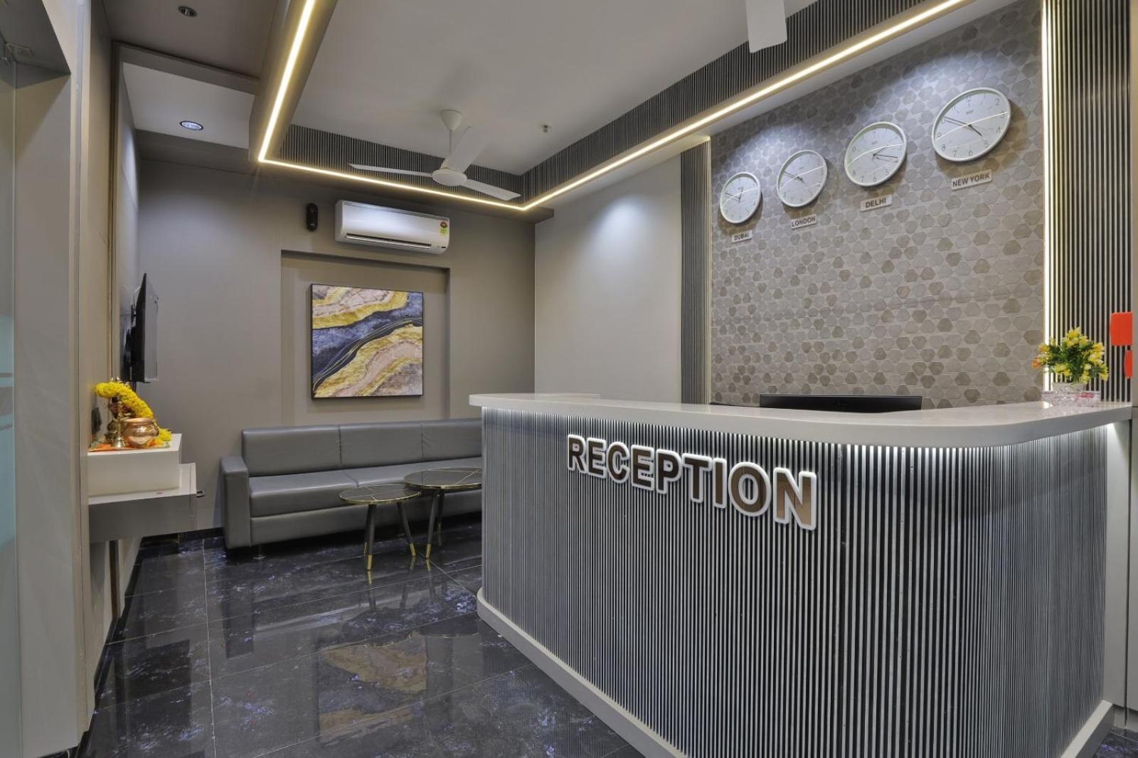 Hotel Legacy Ahmedabad Esterno foto