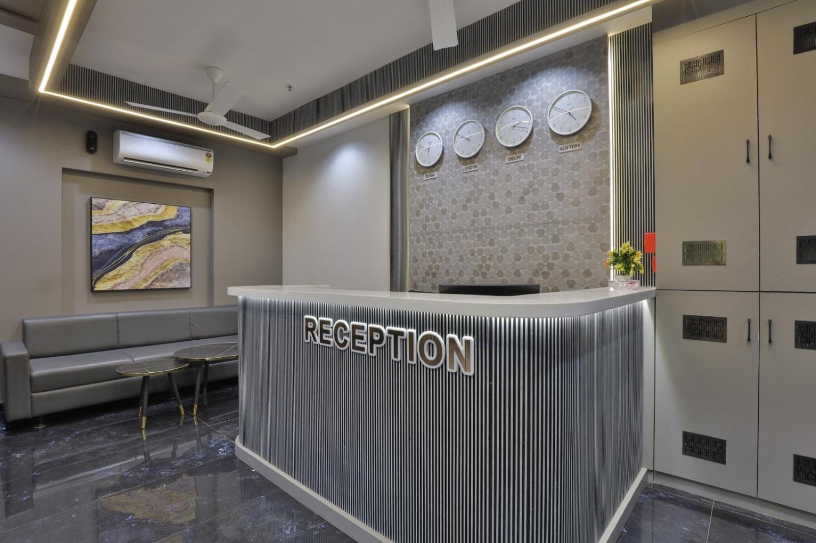 Hotel Legacy Ahmedabad Esterno foto