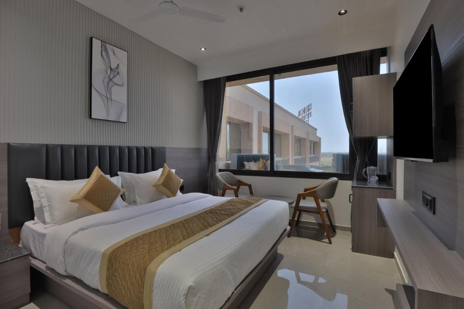 Hotel Legacy Ahmedabad Esterno foto