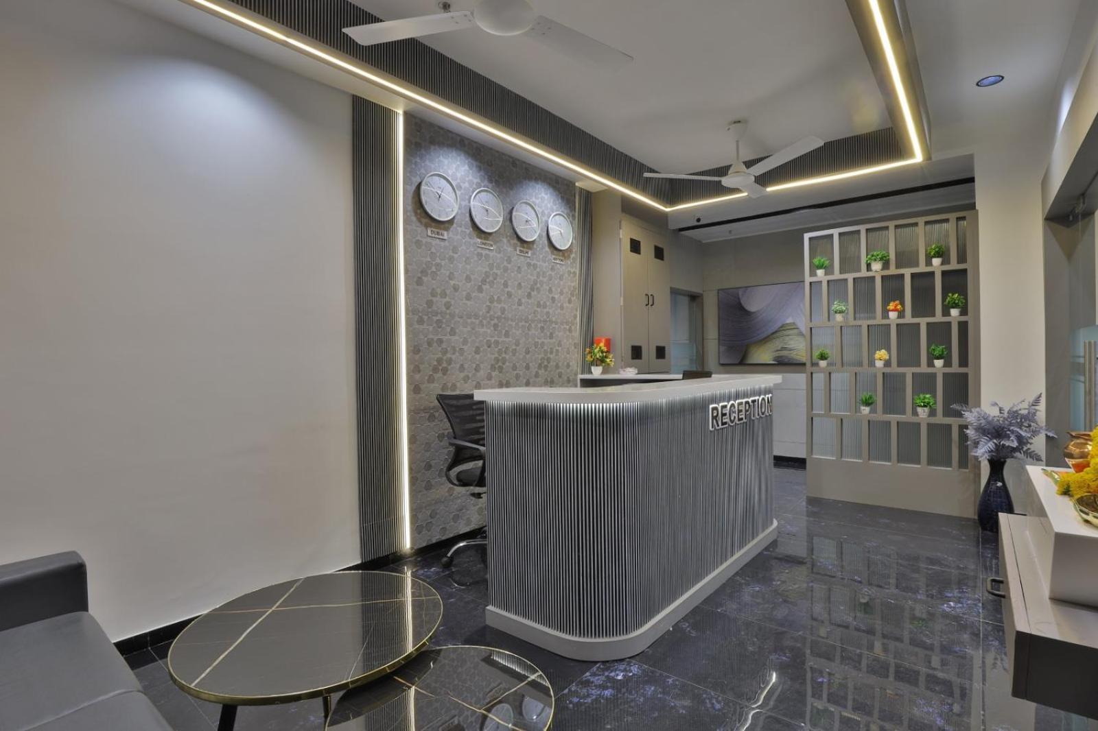 Hotel Legacy Ahmedabad Esterno foto