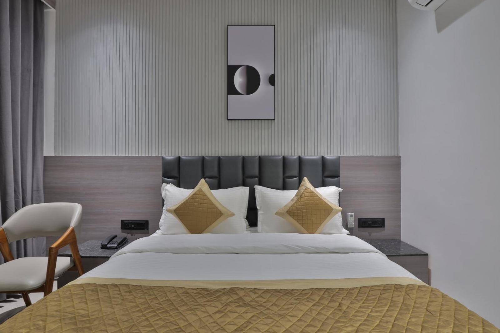 Hotel Legacy Ahmedabad Esterno foto