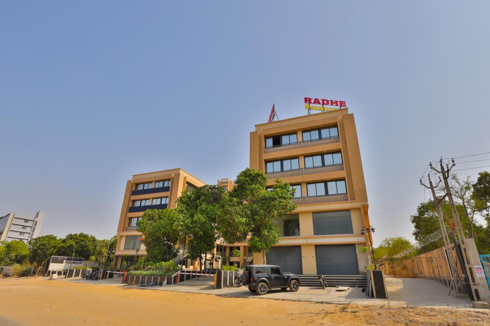 Hotel Legacy Ahmedabad Esterno foto