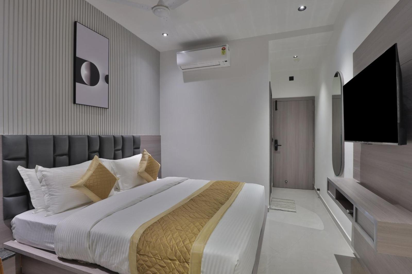 Hotel Legacy Ahmedabad Esterno foto