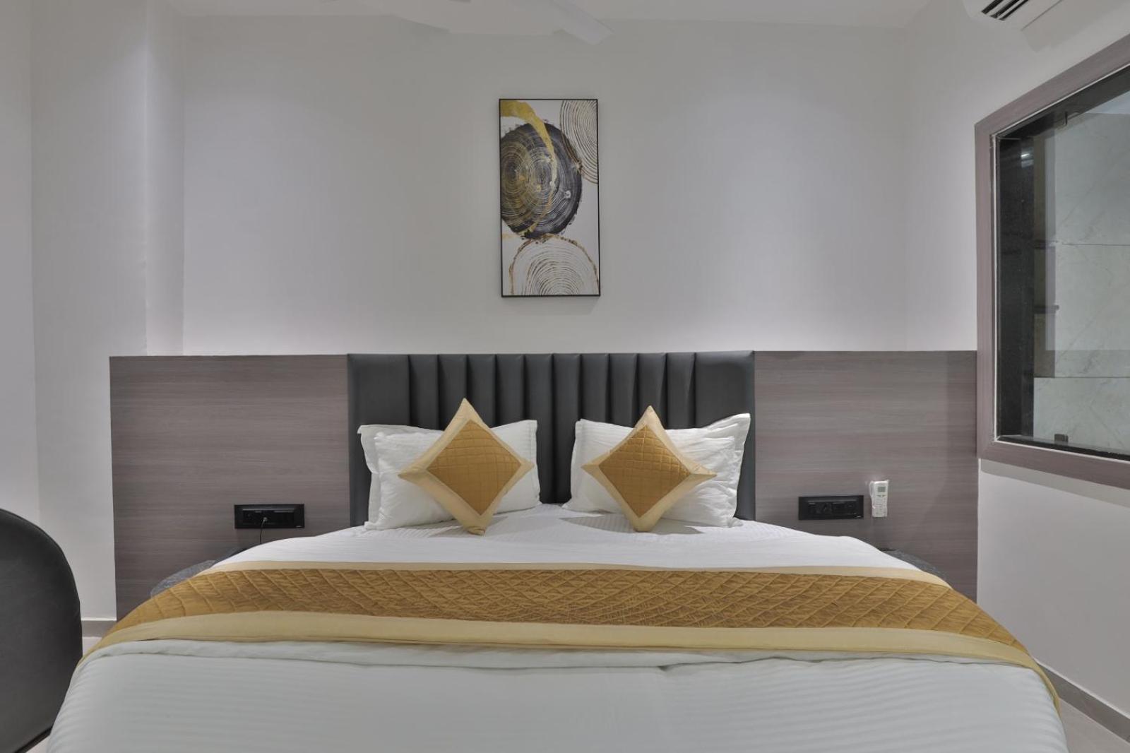 Hotel Legacy Ahmedabad Esterno foto
